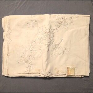 Ecru Floral Embroidered Scalloped Eyelet Tablecloth & 12 Napkin Set Vintage